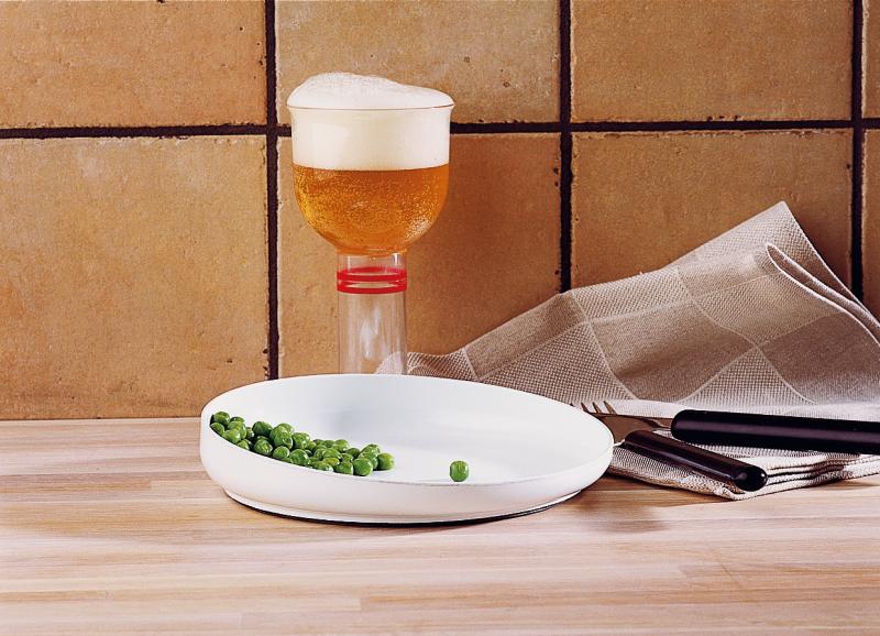 Le verre et l'assiette de la gamme Etac Tasty